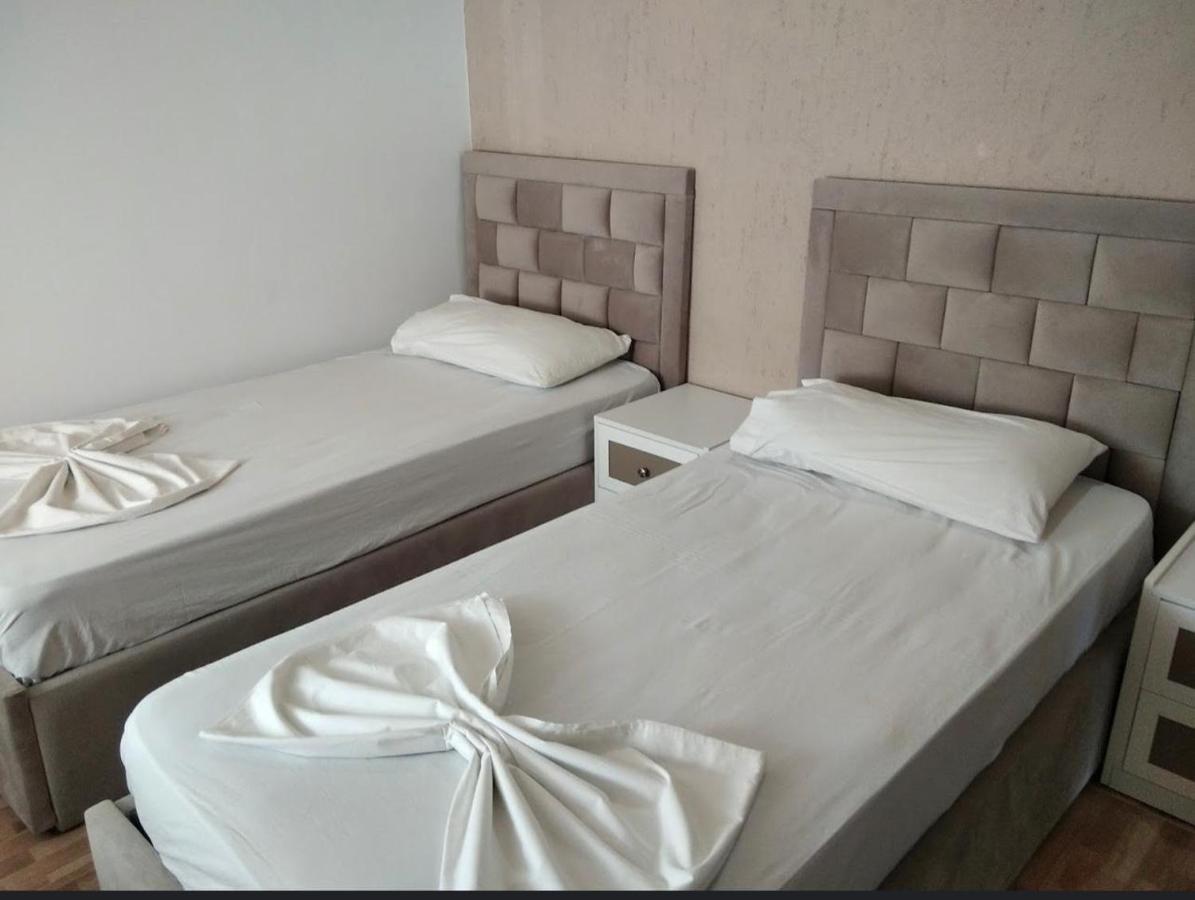 Guest-Room Zoi&Teri Tepelene Luaran gambar
