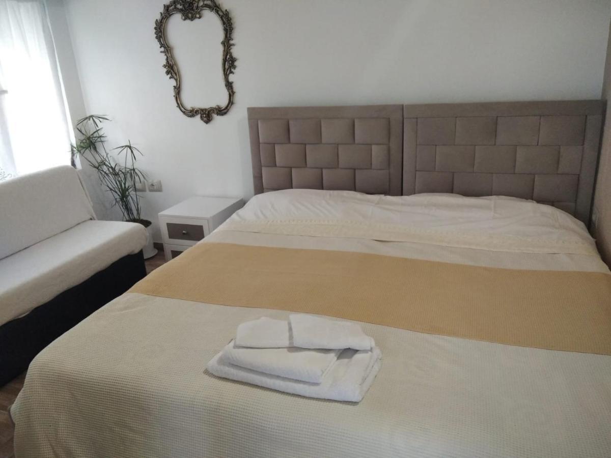 Guest-Room Zoi&Teri Tepelene Luaran gambar