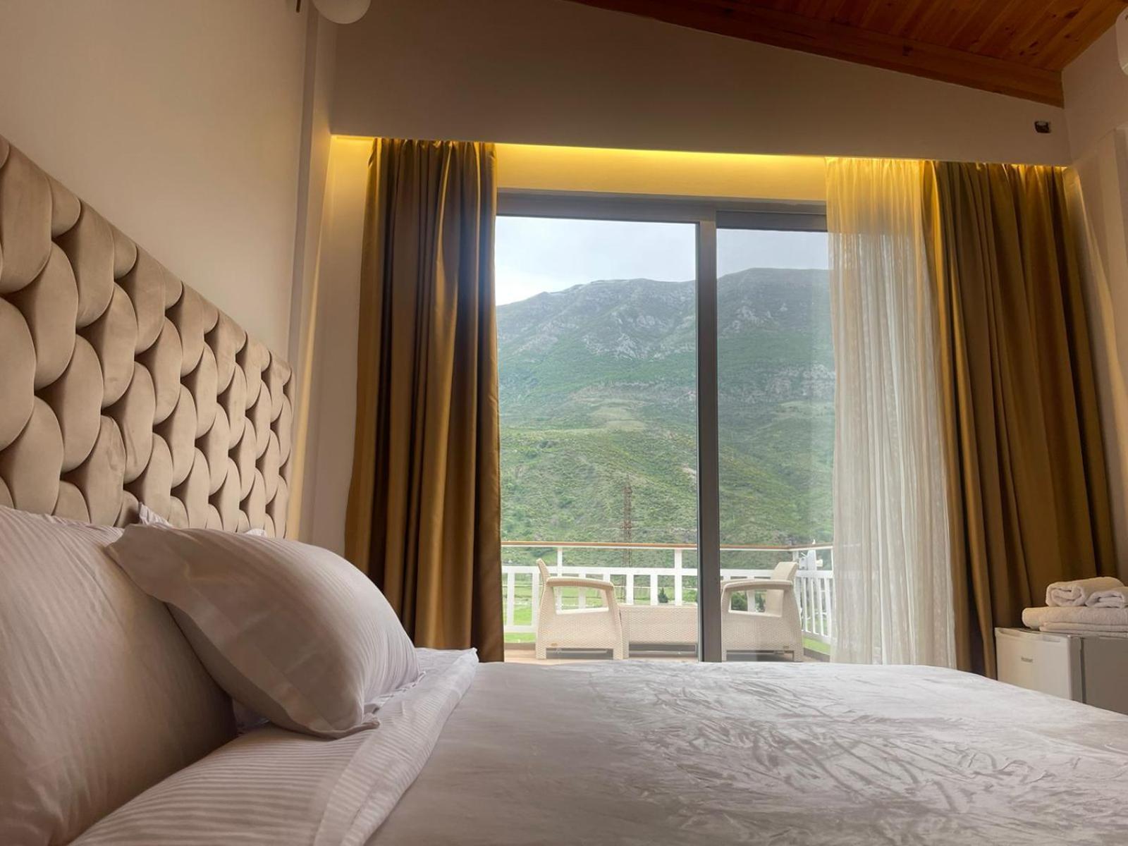 Guest-Room Zoi&Teri Tepelene Luaran gambar